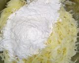 A picture of step 6 of Aalo Kay chapli kabab.