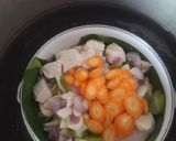Foto langkah ke 5 dari resep Garang Asem Ayam.