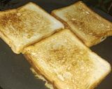 A picture of step 4 of Rava toast.