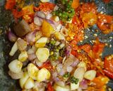 Foto langkah ke 3 dari resep Sambel Tomat Terasi Spesial.