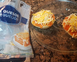 Foto del paso 3 de la receta: Pizza de pan de sobrasada y miel