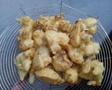 Foto langkah ke 3 dari resep Gorengan Burkol (Kembang Kol).