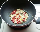 Foto langkah ke 3 dari resep Spagetti aglio olio ala Lita.