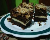 Foto langkah ke 11 dari resep Brownies Kukus Lapis Keju.