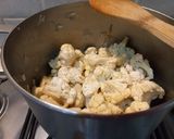 Foto del passaggio 2 della ricetta Vellutata di cavolfiore con bacon