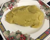 A picture of step 3 of Kesar Mawa Peda.