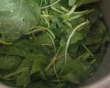 Foto langkah ke 3 dari resep 106. Sayur Bening Bayam Tahu (tanpa kunci).