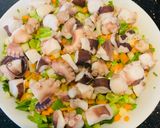 Hình bước làm 8 của món Salad rau củ quả trộn tươi mát nhanh gọn