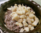 Foto del paso 7 de la receta: Bistec con papas en chile morita