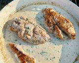 Une image de l'étape 11 de Poulet à la crème fraîche.