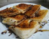Foto langkah ke 4 dari resep Roti Tawar Bakar Teflon (Meses Kacang).