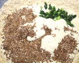 Lenmagos - medvehagymás pogácsa recept fázis 3 fotója
