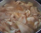 รูปขั้นตอนการทำที่ 3 ของ ต้มยำอกไก่