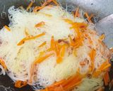 Foto langkah ke 2 dari resep Pastel isi bihun.
