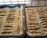 Φωτογραφία βήματος 2 της συνταγής Σαρδέλες ψητές στο φούρνο σα τηγανιτές