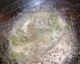 A picture of step 7 of Hakka Noodles with Chicken Swirls.