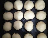Foto langkah ke 6 dari resep Soft and fluffy dinner rolls.