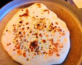 Joghurtos naan kenyér recept fázis 5 fotója