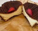 Foto langkah ke 4 dari resep Basque Burnt Cheesecake 🧀.