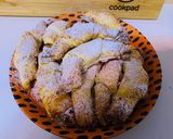 Kapkodós mogyorós-lekváros kifli recept fázis 3 fotója