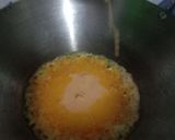 Foto langkah ke 5 dari resep Udang Saus Telur Asin.