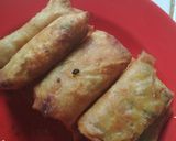 Foto langkah ke 4 dari resep Lumpia goreng isi jagung wortel.