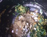बेसन और मेथी मिक्स भरवां पराठा (besan aur methi mix bharwa paratha recipe in Hindi) रेसिपी चरण 3 फोटो