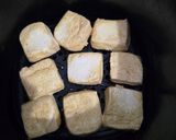 Foto langkah ke 1 dari resep Semur Tahu Telur.