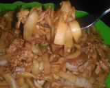 Foto langkah ke 7 dari resep Mie Tiauw Goreng.