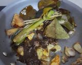 Foto langkah ke 4 dari resep Soto Rawon.
