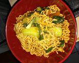 Foto langkah ke 5 dari resep Mie goreng pakcoy 😊.
