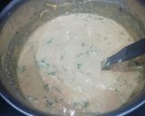 A picture of step 3 of Dahi Phulki.