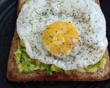Foto langkah ke 3 dari resep Avocado Toast.