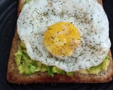 Foto langkah ke 3 dari resep Avocado Toast.