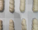 Foto langkah ke 4 dari resep Cheese Roll Puff Pastry.