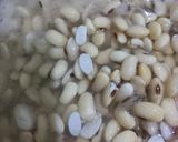 A picture of step 1 of Tofu/Awara/Soybeans Cheese.