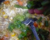 Foto langkah ke 6 dari resep Egg Drop Soup.
