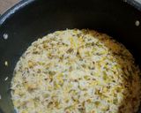 A picture of step 4 of Garlic khichri.