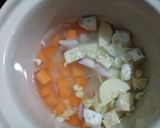 Foto langkah ke 2 dari resep Bubur tim ayam 4 ⭐+ tofu.
