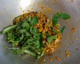 Foto langkah ke 3 dari resep Tumis Kerang Pete Kemangi.
