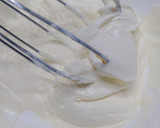 Foto del paso 1 de la receta: Pastitas De Nata de la Hermana Bernarda. Galletitas de Crema De Leche