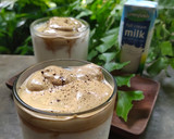 Foto langkah ke 4 dari resep Dalgona Coffee.
