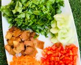 A picture of step 2 of Fattoush salad.