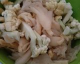 Foto langkah ke 1 dari resep Jamur & Bunga Kol Goreng Crispy.