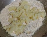 A picture of step 3 of Methi Parathas.