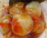 Foto langkah ke 6 dari resep Cilok Saus Kacang Isi Keju dan Sosis.