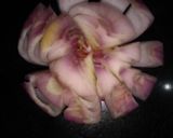 A picture of step 2 of Blooming onion.