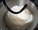 Foto del paso 1 de la receta: Galletones de Pan Dulce