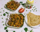 A picture of step 12 of Soya Matar / Soya Green Peas Curry.