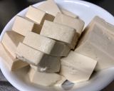 A picture of step 5 of Spicy Tofu and Beef.